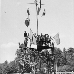 1961-00 Oullins Lagerturm.jpg